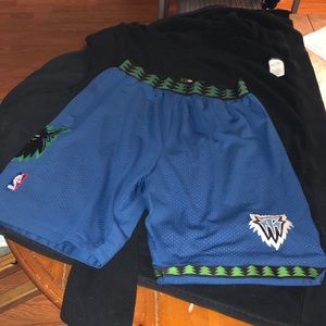Authentic Adidas Minnesota Timberwolves Shorts XL